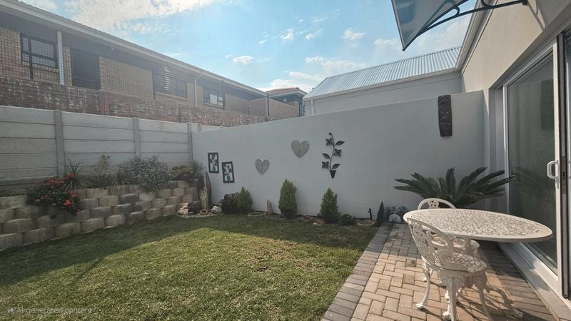 3 Bedroom Property for Sale in Island View Western Cape